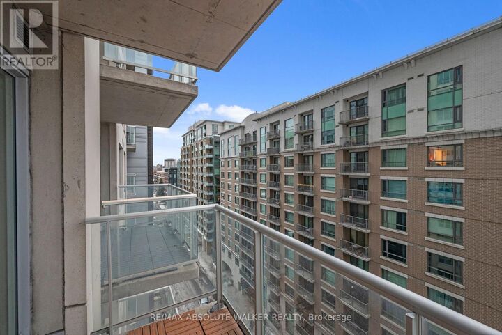 Property Photo: 195 Besserer Street 1003 ON K1N 0B6