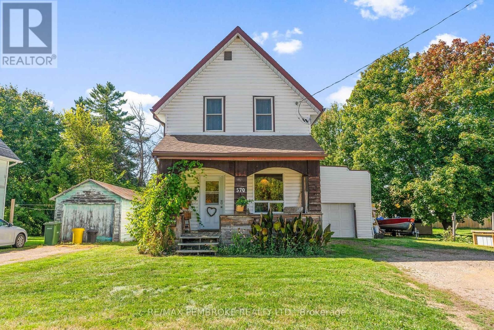 Property Photo:  570 Eganville Road  ON K8A 4E9 