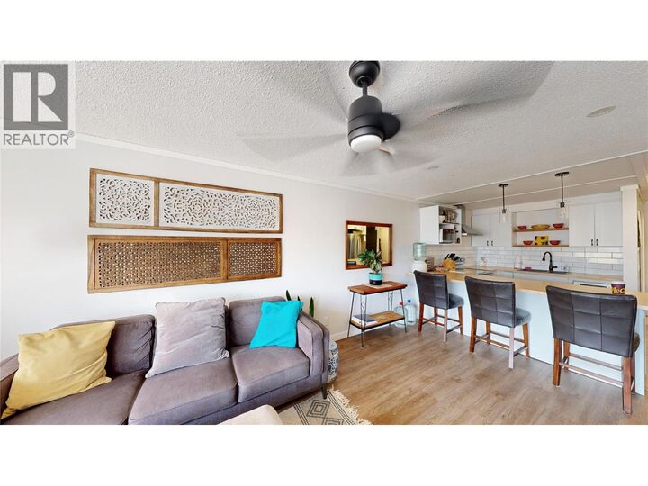 Property Photo:  737 Leon Avenue 406  BC V1Y 8L6 