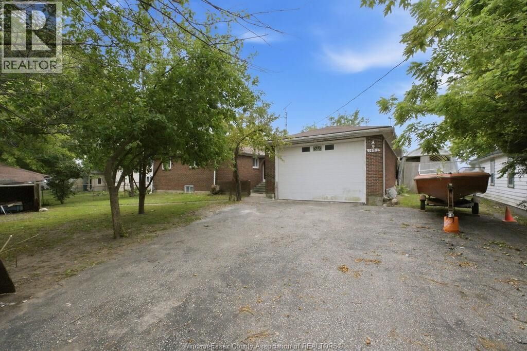 Property Photo: 1441 Heritage Road ON N9Y 2E6