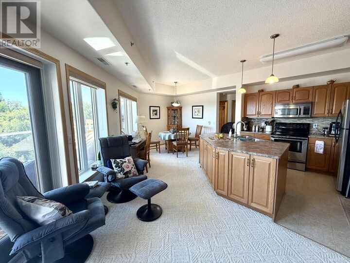 Property Photo: 401 5 Bay Rd ON P9N 3P3