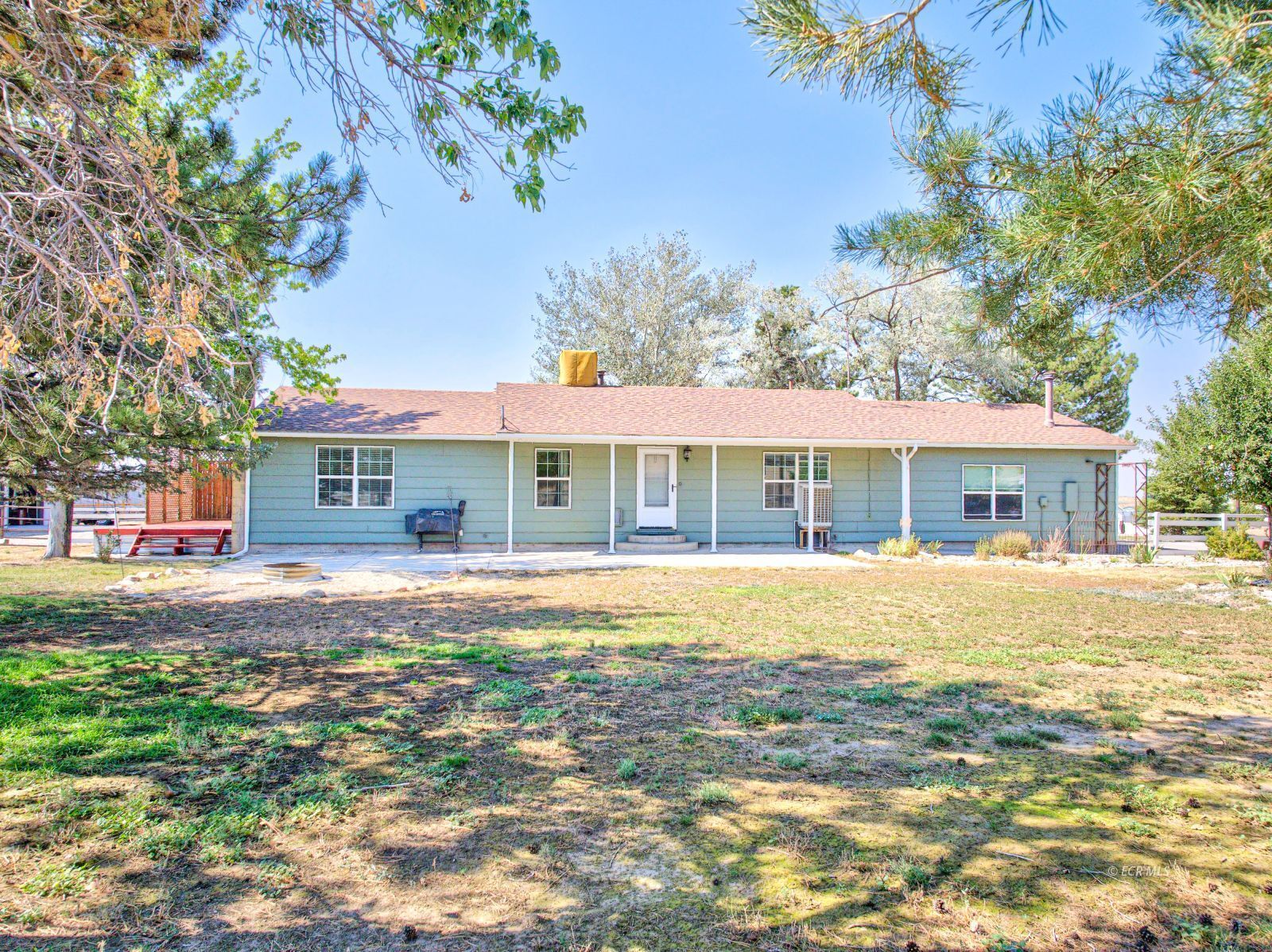 Property Photo: 715 Wolcott Drive NV 89815