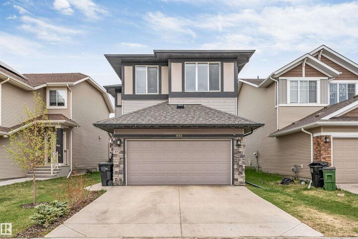 933 McConachie Boulevard NW — photo 1