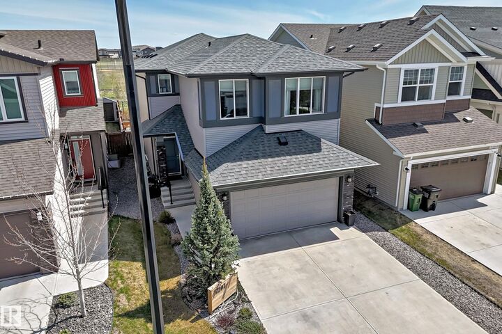 Property Photo:  17207 64 Street NW  AB T5Y 3T6 