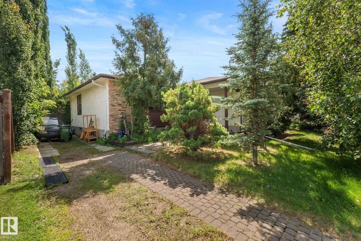 Property Photo:  1315 69 Street NW  AB T6K 3K5 