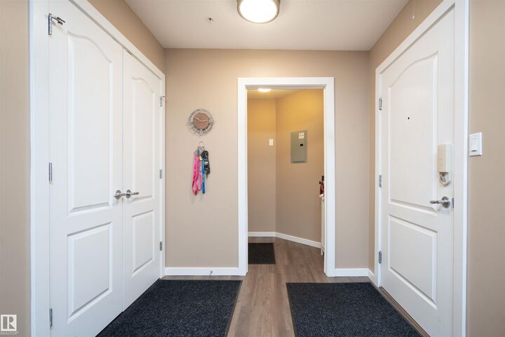 Property Photo: 278 Suder Greens Drive NW 211 AB T5T 6V6