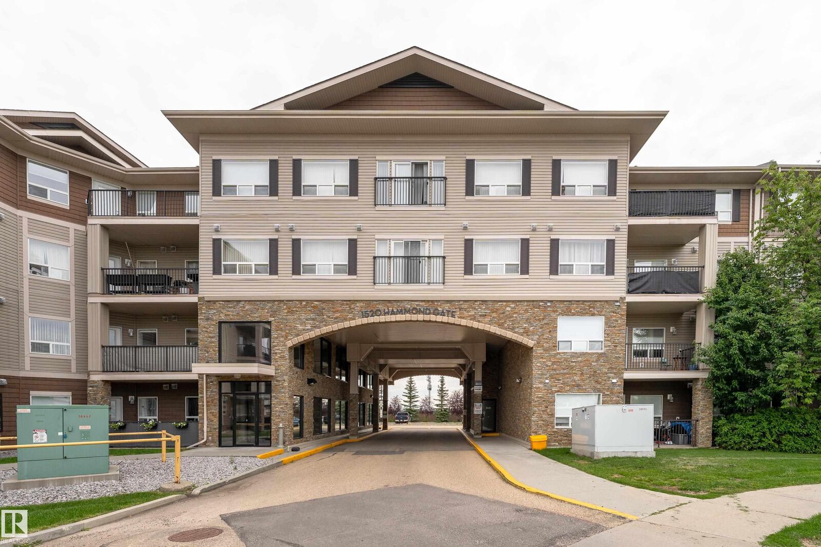 Property Photo: 1520 Hammond Gate NW 339 AB T6M 0J4