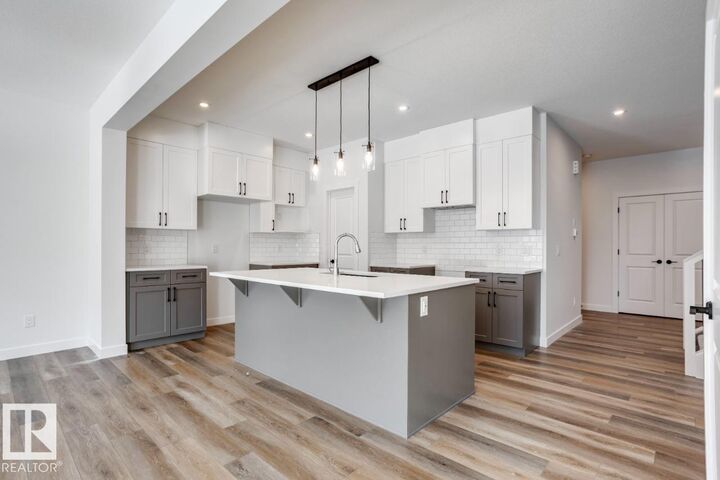 Property Photo: 33 Axelwood Crescent AB T7X 0Y3