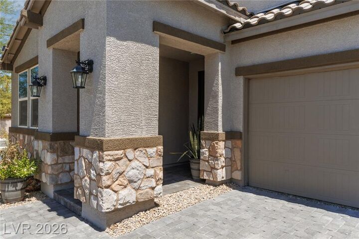 Property Photo: 5148 Stonecrop Street NV 89031
