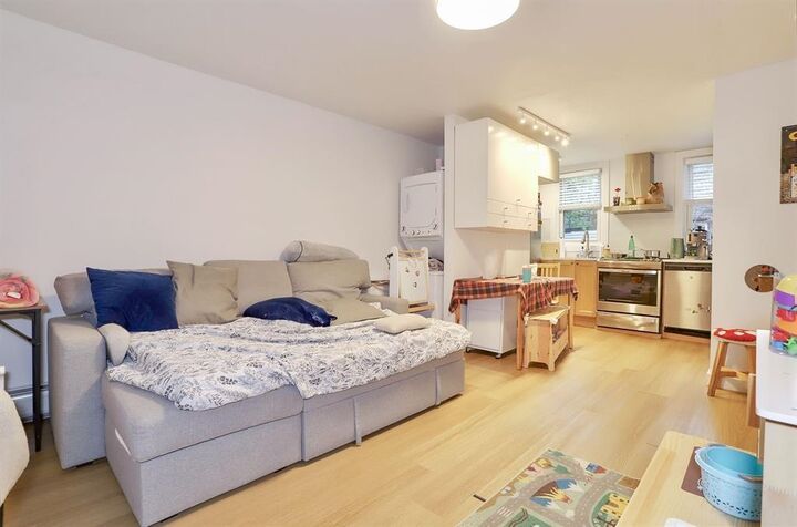 Property Photo:  432 2nd St 1  NJ 07302 