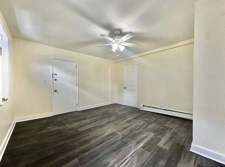 Property Photo:  60 Hopkins Ave 2  NJ 07306 
