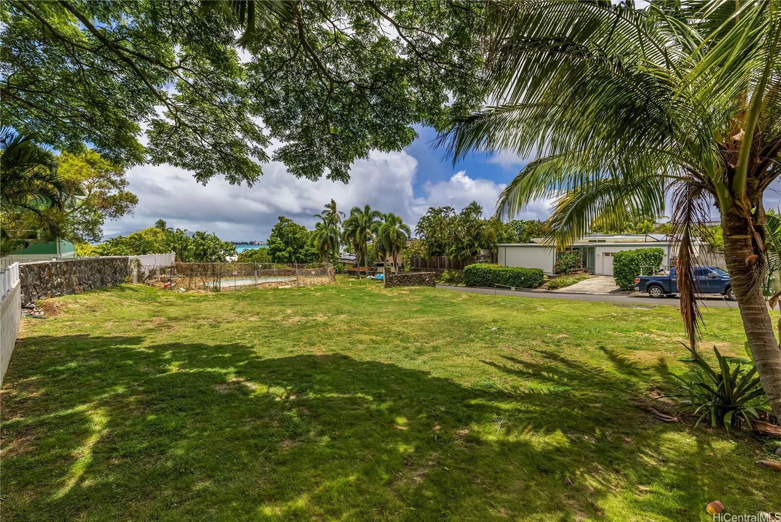 Property Photo:  5 Paku Place  HI 96744 