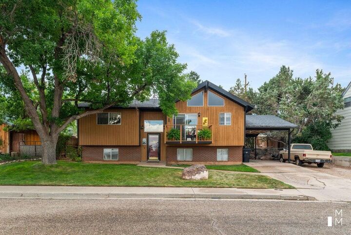 Property Photo: 745 W Mountain View Dr UT 84720