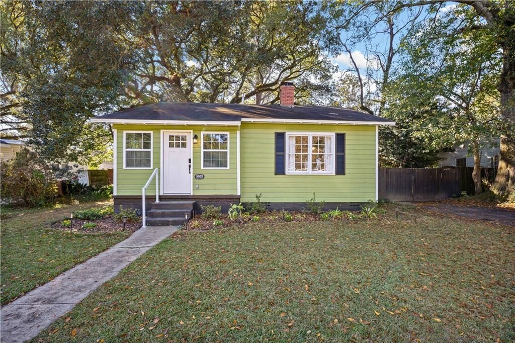 Property Photo: 3053 Calais Street AL 36606