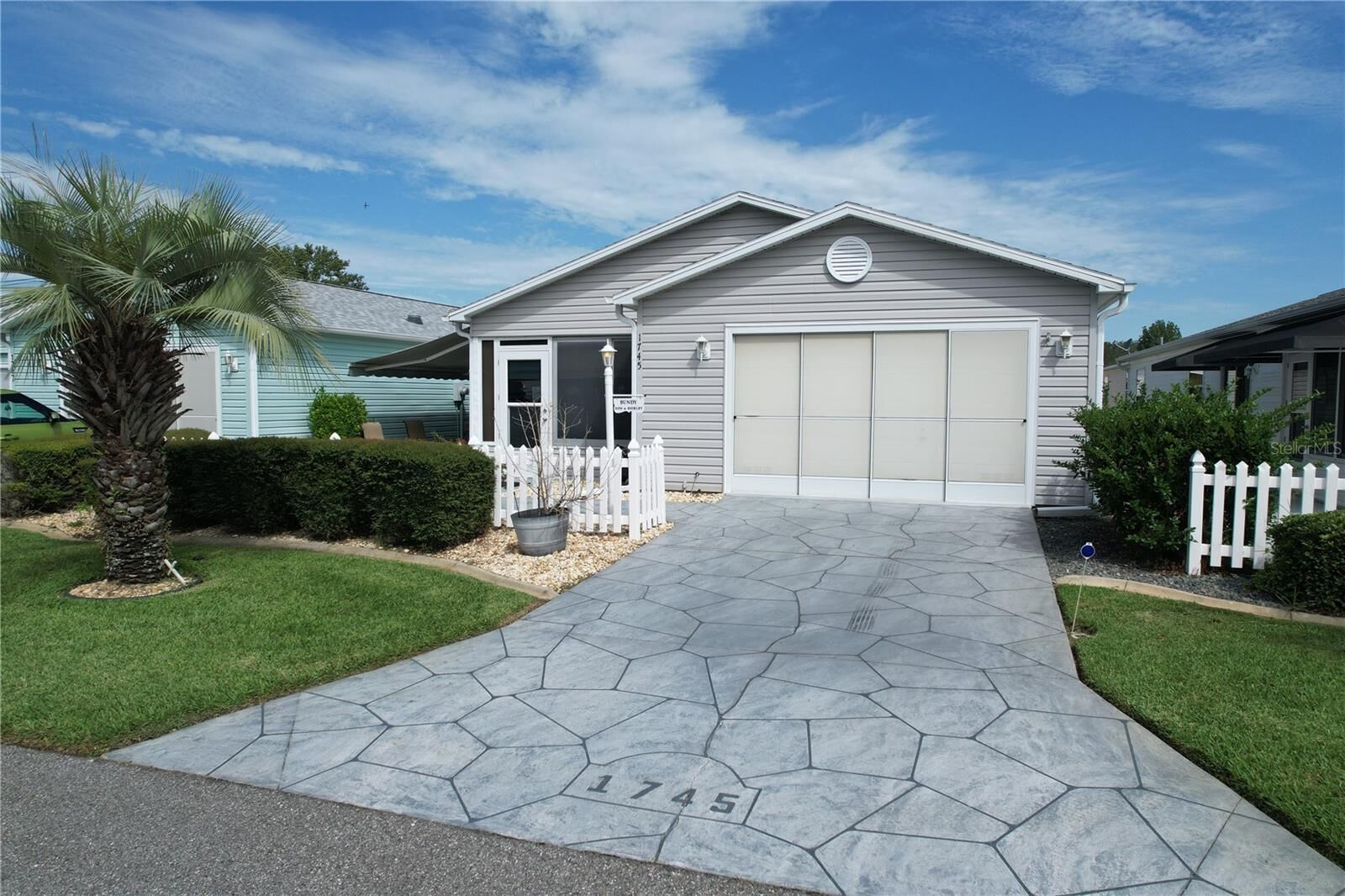Property Photo: 1745 Morelos Road FL 32159