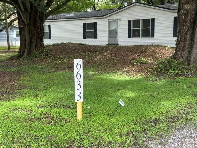 Property Photo: 6633 Glen Meadow Loop FL 33810