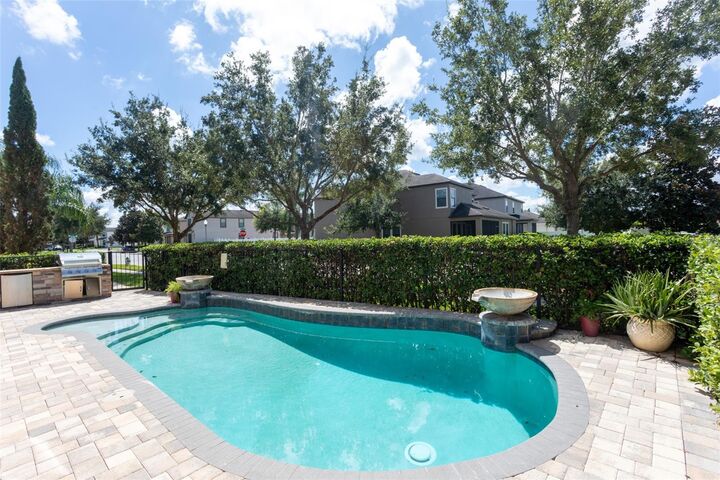 Property Photo: 7236 Penkridge Lane FL 34786