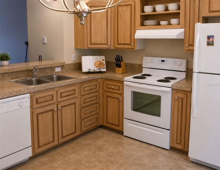 Property Photo: 791 35th Avenue S FL 33705