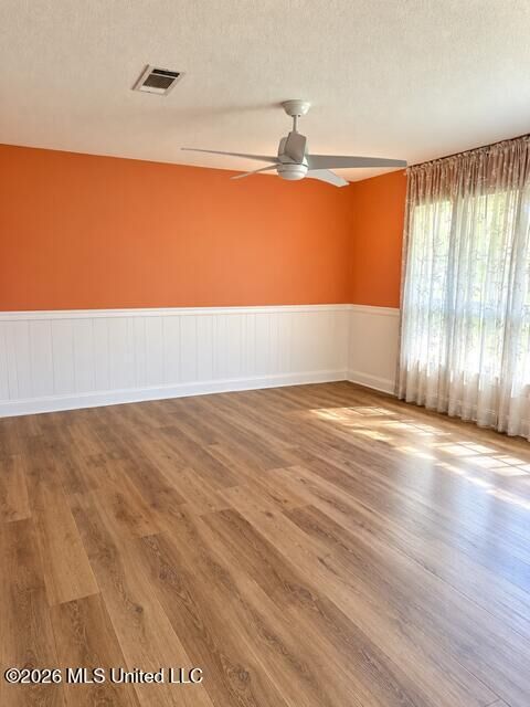 Property Photo:  202 Sedgewick Street  MS 39560 
