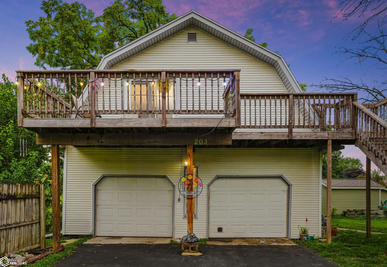 Property Photo:  203 3rd Street NW  IA 50247 