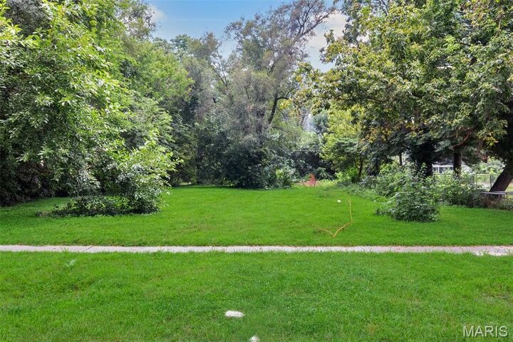 Property Photo: 1840 S 17th Street IL 62703