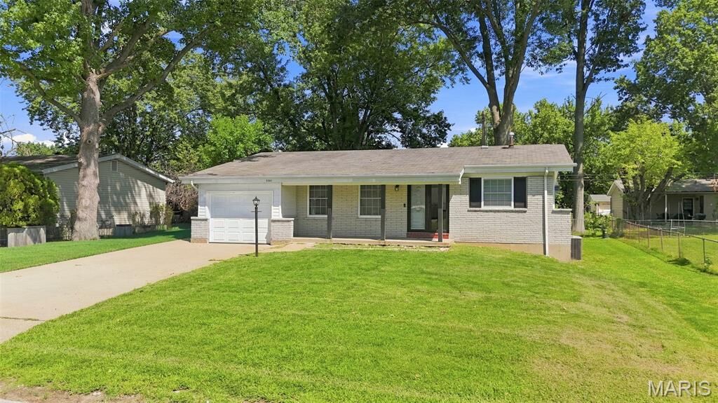 Property Photo:  1331 Coppergate Lane  MO 63138 