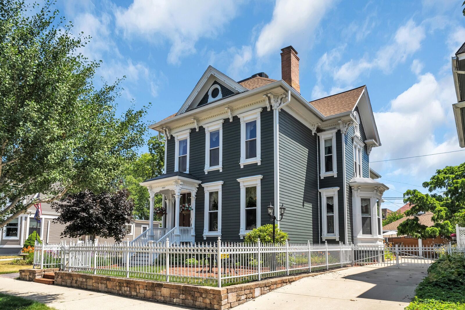 Property Photo: 1037 College Ave WI 53403