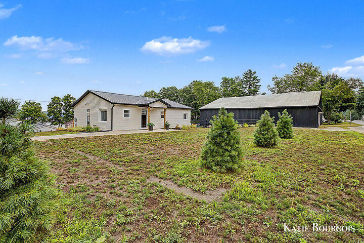 Property Photo:  7510 Taft Road  MI 49332 