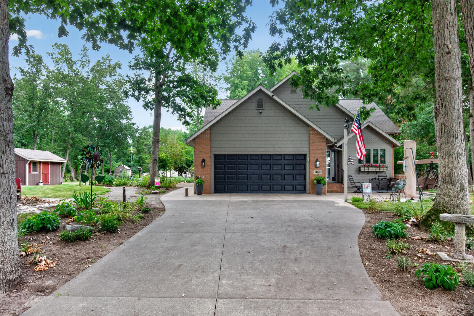 Property Photo: 11691 Bradley Drive MI 49249