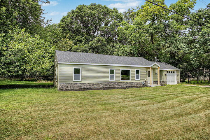 Property Photo:  2804 Kibby Road  MI 49203 