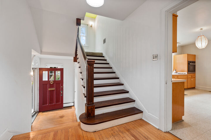 Property Photo:  1011 Crain Street  IL 60202 