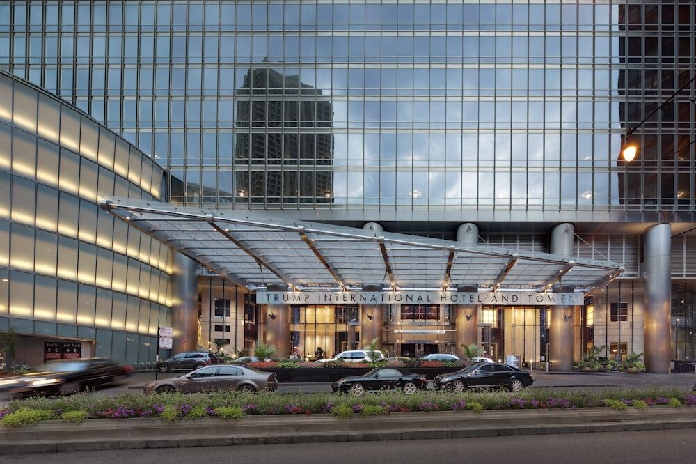Property Photo: 401 N Wabash Avenue 39I IL 60611