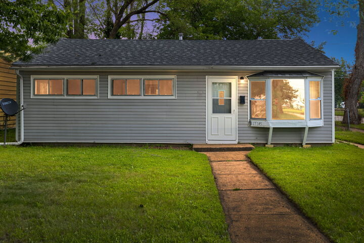 Property Photo: 15145 Honore Avenue IL 60426