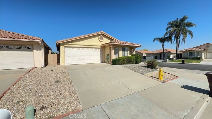 Property Photo:  28043 Calle Casera  CA 92585 