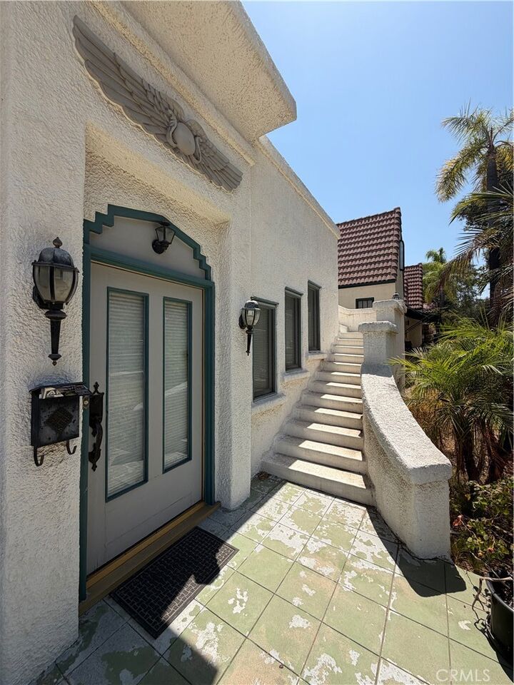 Property Photo: 637 S Buena Vista CA 92373