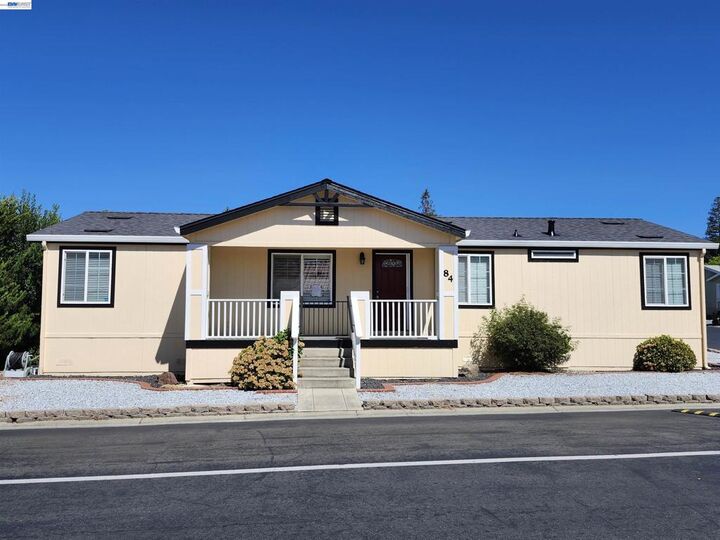 Property Photo:  3263 Vineyard Ave #84  CA 94566 