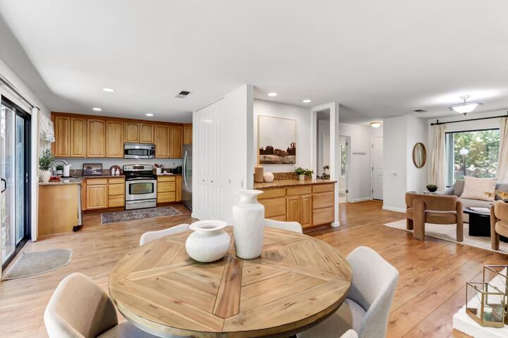 Property Photo: 24 Adelphi Court CA 95825