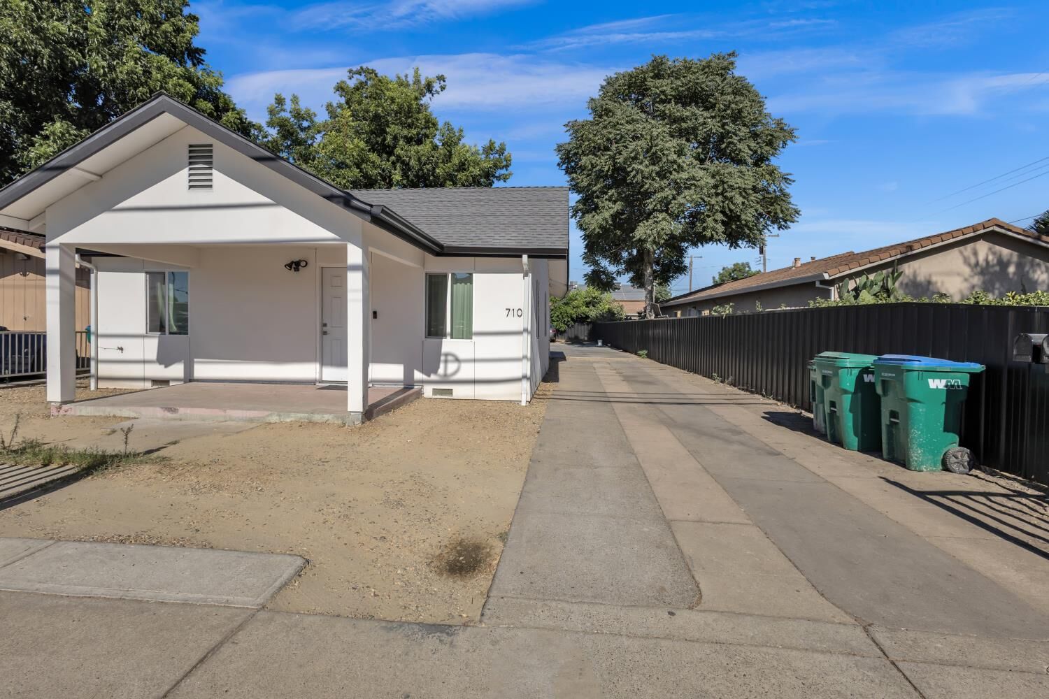Property Photo:  710 S Stockton Street  CA 95240 