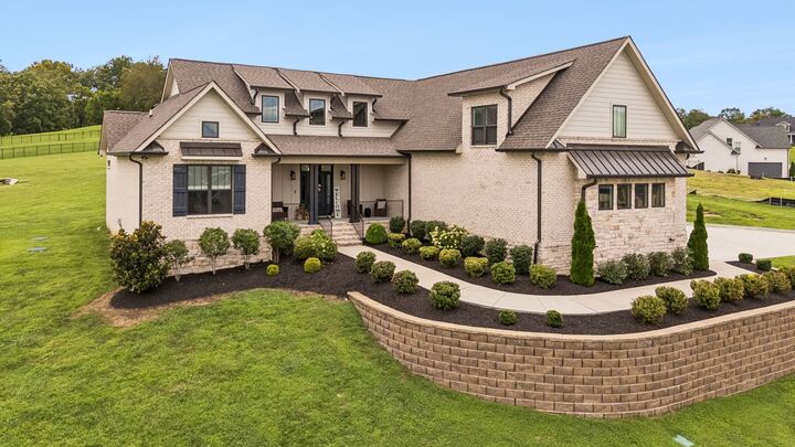 Property Photo:  1211 Ballentrace Blvd  TN 37087 