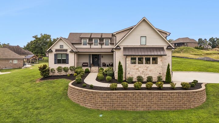 Property Photo:  1211 Ballentrace Blvd  TN 37087 