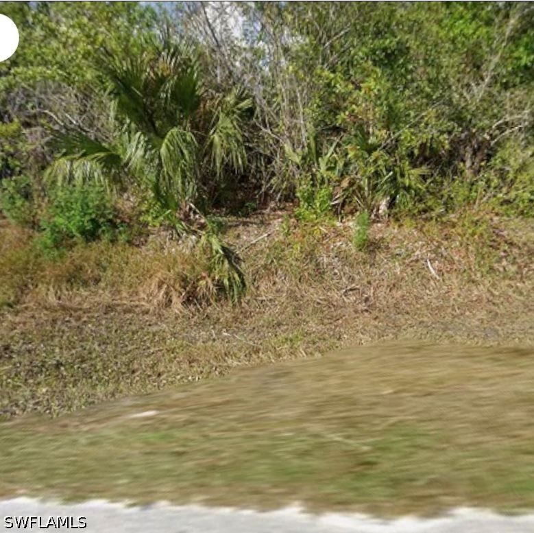 Property Photo: 0 E 58th Avenue FL 34120