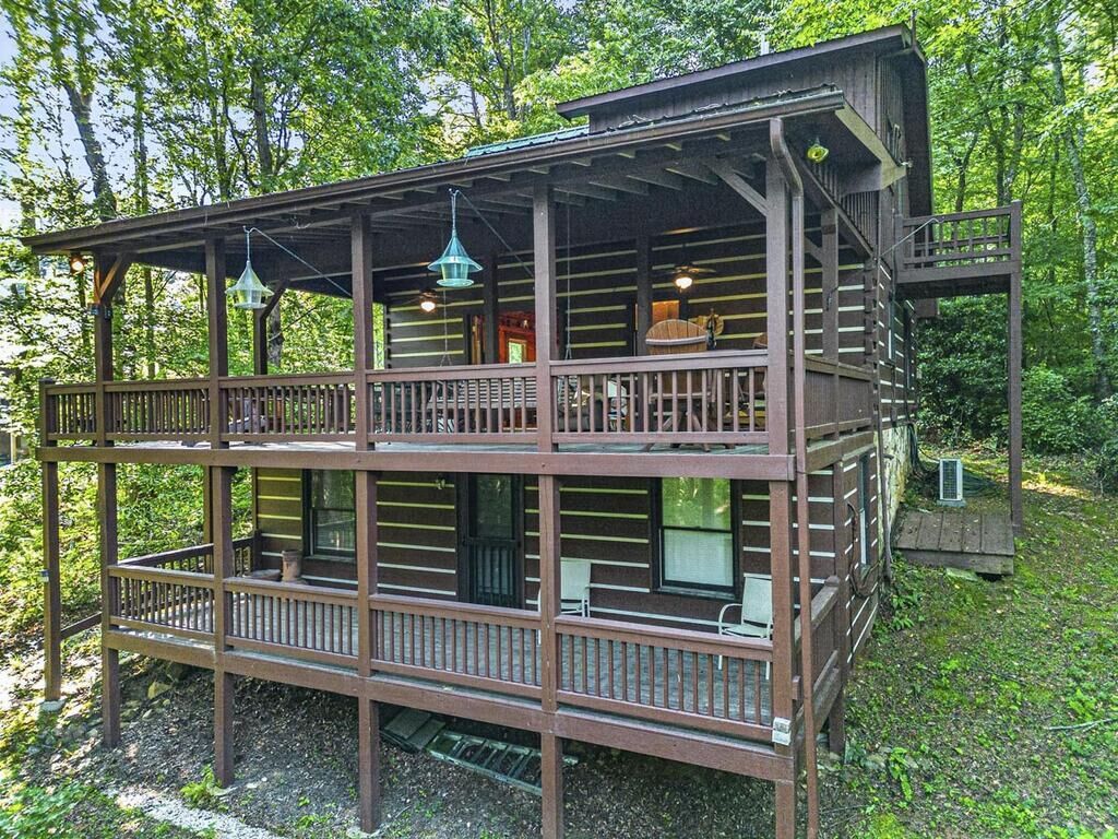 Property Photo:  245 Sunrise Valley Road  GA 30513 