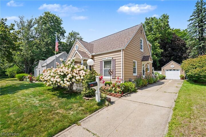 Property Photo:  1485 Westvale Avenue  OH 44313 