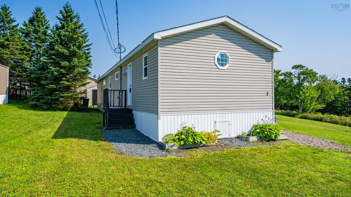 Property Photo: 3 Bonavista Drive NS B3V 0B7