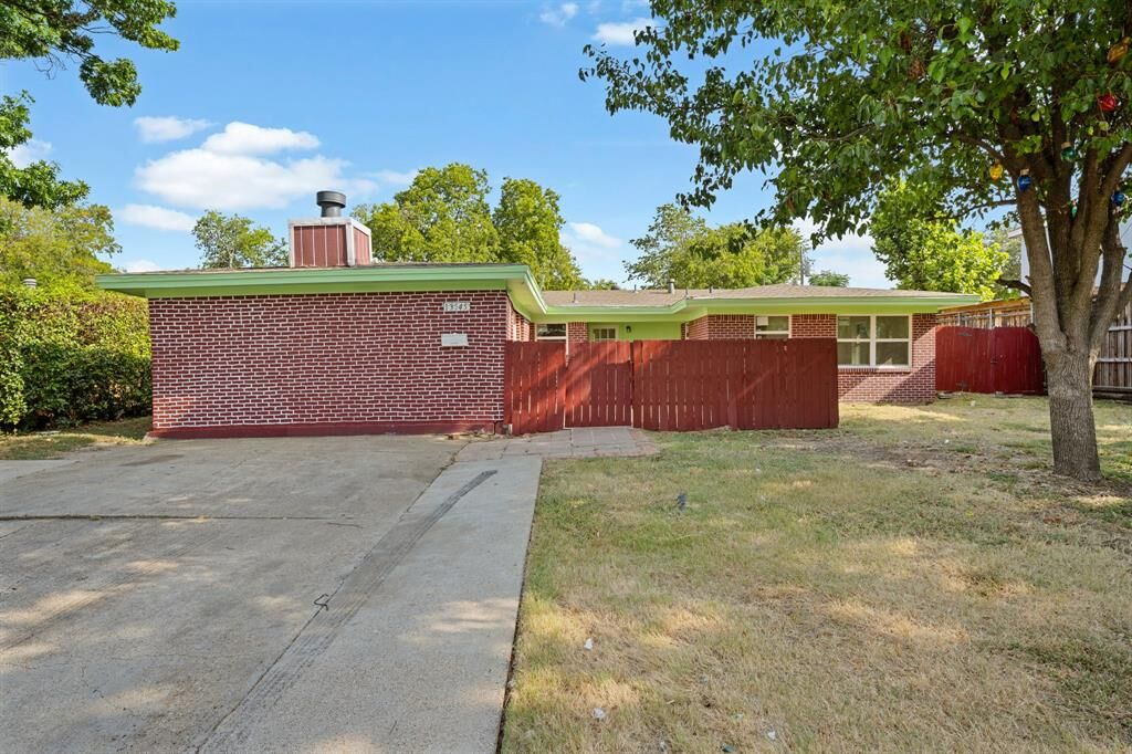 Photo de la propriété:  13545 Flagstone Lane  TX 75240 