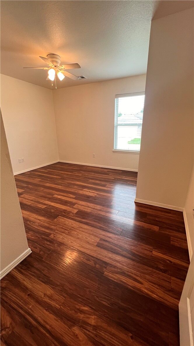 Property Photo:  4419 Pecan Street  AR 72704 