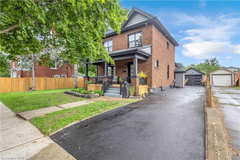Property Photo:  45 Brighton Avenue  ON N3S 1V8 