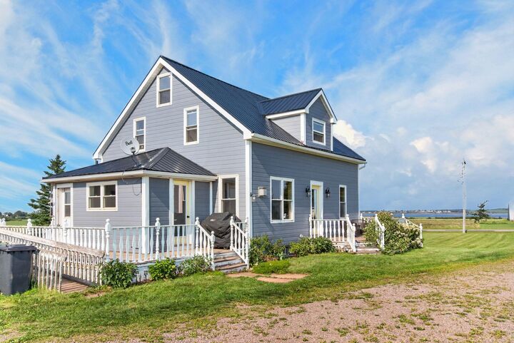 Property Photo: 207 Malpeque Road PE C0B 1M0
