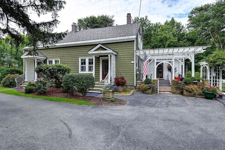 Property Photo:  647 Main St B  MA 01537 