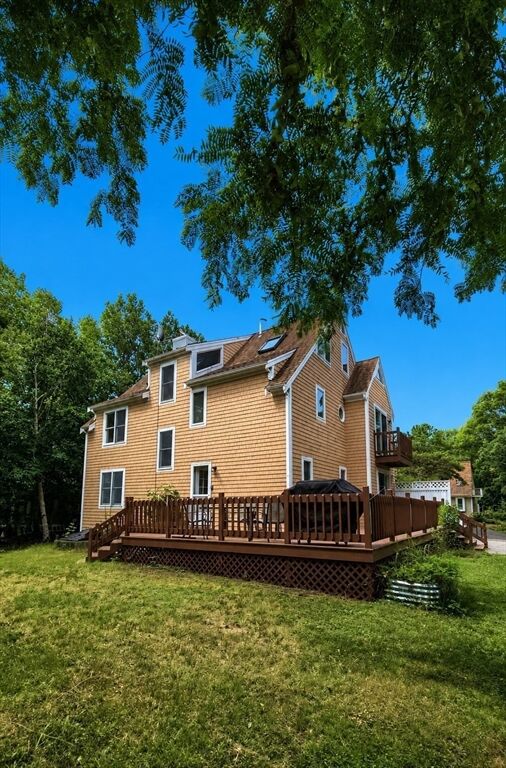 Property Photo:  131 Whippoorwill Cir  MA 02649 